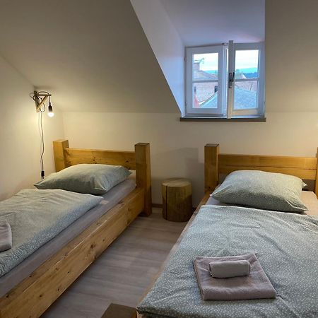 Penzion U Orloje Zatec  Luaran gambar