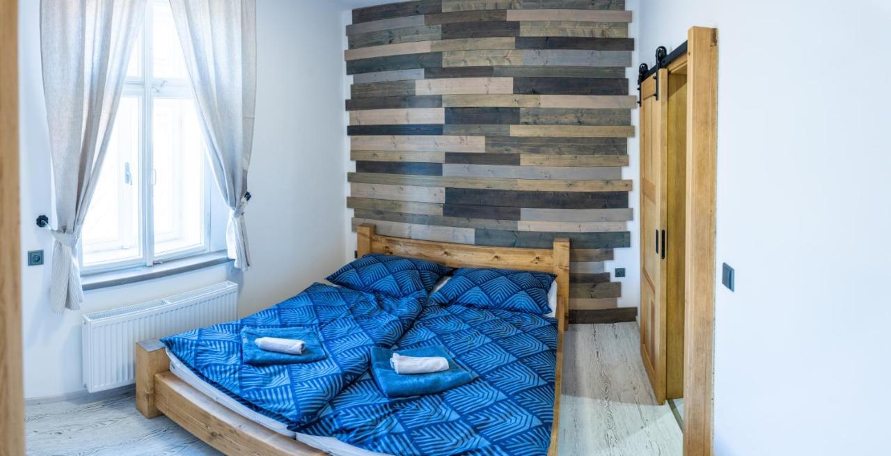 Penzion U Orloje Zatec  Luaran gambar